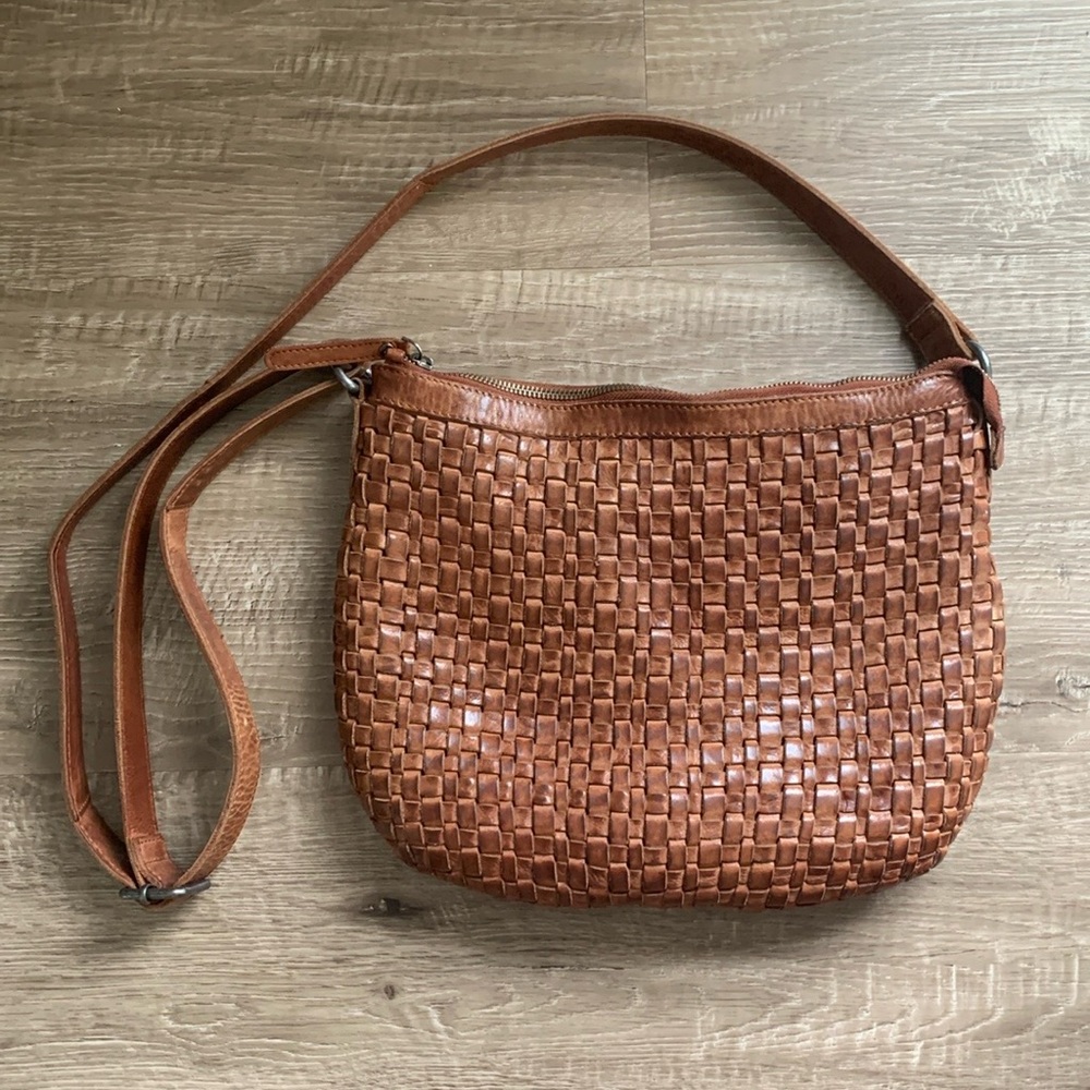 Vilenca Holland woven leather bag